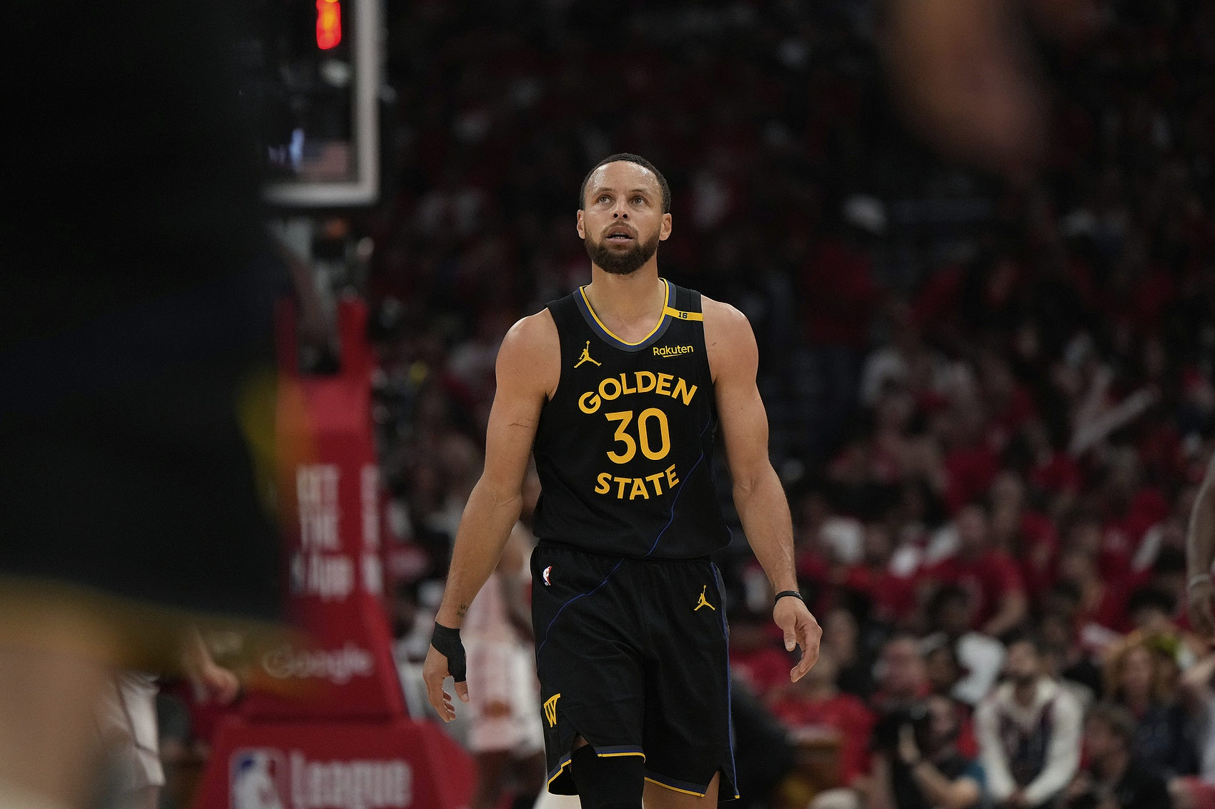 金年会首页-清晨亚特兰大伤情更新——NBA季后赛节点到来，赛场秩序良好，更衣室氛围转暖的简单介绍